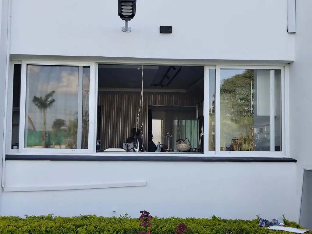 Aluminium Sliding window